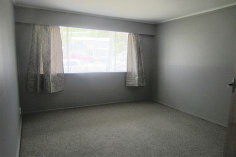 Photo of property in 2/246 Main Road, Tawa, Wellington, 5028