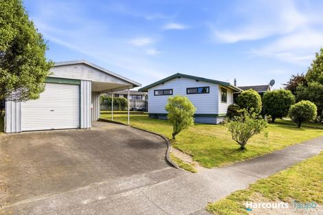Photo of property in 6 Newberry Place, Richmond Heights, Taupo, 3330