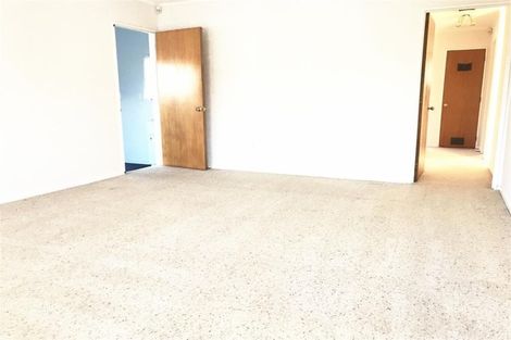 Photo of property in 4/116 Titirangi Road, New Lynn, Auckland, 0600