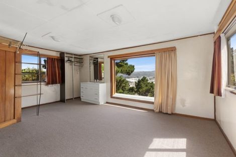 Photo of property in 21 Nikau Road, Point Howard, Lower Hutt, 5013