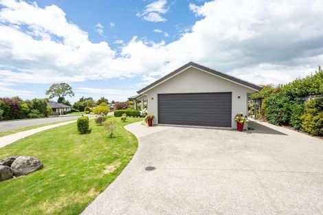 Photo of property in 11 Les Wakefield Road, Mapua, 7005