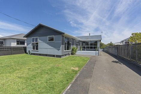 Photo of property in 17 Tainui Street, Welbourn, New Plymouth, 4312