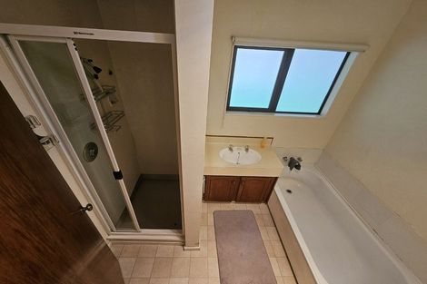 Photo of property in 65 Woodman Drive, Tawa, Wellington, 5028