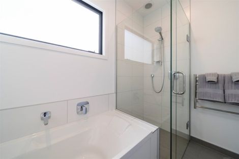 Photo of property in 3 Ellesmere Avenue, Jacks Point, Queenstown, 9371