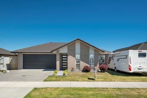 Photo of property in 14 Kamahi Crescent, Papamoa Beach, Papamoa, 3118
