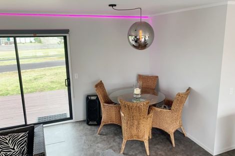 Photo of property in 117 Harbour Drive, Matarangi, Whitianga, 3592