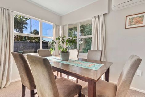 Photo of property in 77 Knighton Road, Hillcrest, Hamilton, 3216