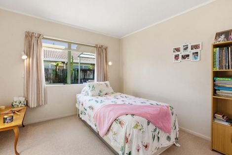 Photo of property in 8 Webb Place, Papamoa Beach, Papamoa, 3118
