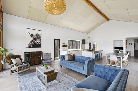 Photo of property in 7 Sapphire Spring Rise, Wanaka, 9305
