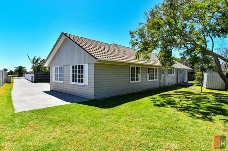 Photo of property in 320 Weymouth Road, Weymouth, Auckland, 2103