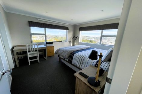 Photo of property in 28 Havana Rise, Grenada Village, Wellington, 6037