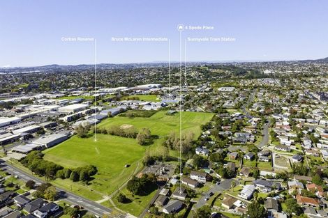 Photo of property in 4 Spode Place, Henderson, Auckland, 0612