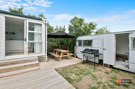 Photo of property in 37 Seaforth Road, Waihi Beach, 3611