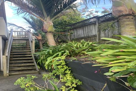 Photo of property in 43 Shuttleworth Place, Manly, Whangaparaoa, 0930