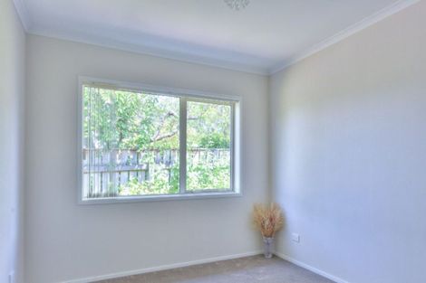 Photo of property in 12 Mary Street, Gore, 9710