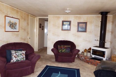 Photo of property in 32 Barton Street, Marton, 4710