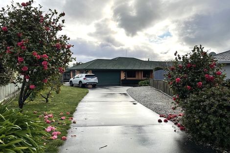 Photo of property in 13 Kingsgate Row, Havelock North, 4130
