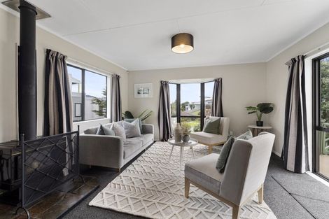 Photo of property in 18 Webber Street, Paraparaumu Beach, Paraparaumu, 5032