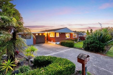 Photo of property in 9 Alf Walker Place, Papakura, 2110