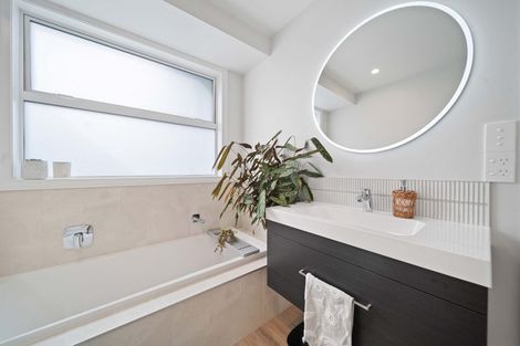 Photo of property in 121 Adler Drive, Ohauiti, Tauranga, 3112