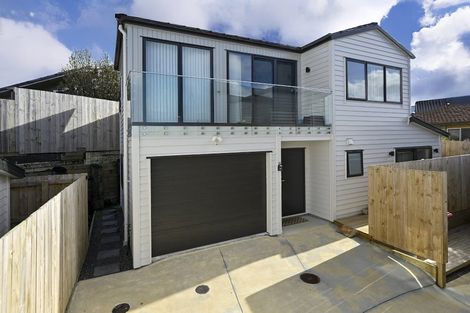 Photo of property in 1b Robin Lane, Browns Bay, Auckland, 0630