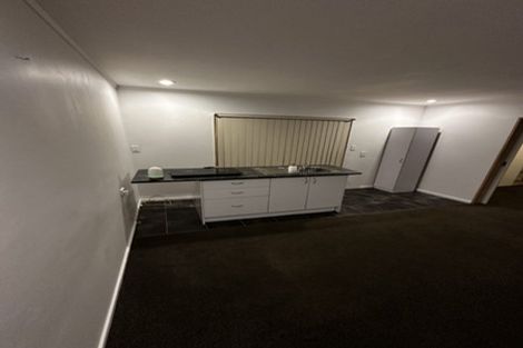 Photo of property in 69 Vintage Drive, Henderson, Auckland, 0612