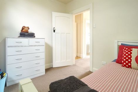 Photo of property in 11 Woodville Street, Edgeware, Christchurch, 8013