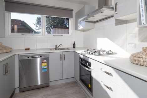 Photo of property in 62a Oxford Street, Tawa, Wellington, 5028