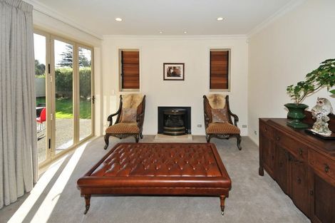 Photo of property in 17 Oak Manor Drive, Albany, Auckland, 0632