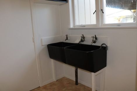 Photo of property in 28 Charles Road, Hannahs Bay, Rotorua, 3010