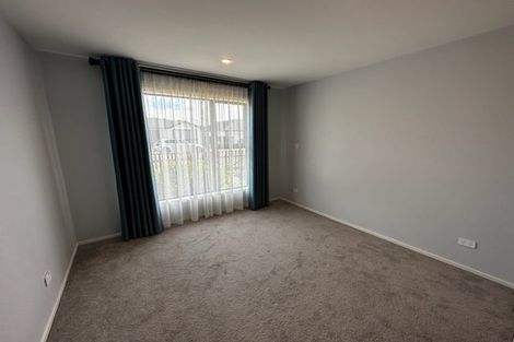 Photo of property in 35 Johns Creek Crescent, Silverdale, 0932