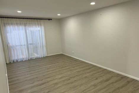 Photo of property in 28 Tawatawa Street, Long Bay, Auckland, 0630