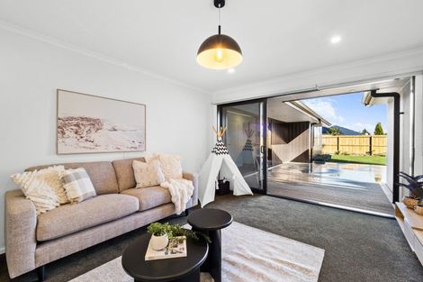 Photo of property in 8 Redhaven Rise, Netherby, Ashburton, 7700