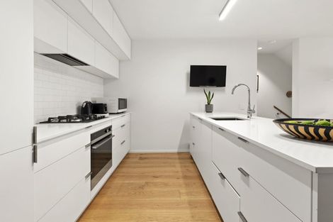 Photo of property in 39 Erica Pabst Way, Island Bay, Wellington, 6023