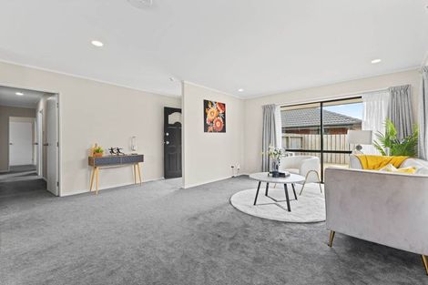 Photo of property in 9 Glen Osborne Terrace, Flat Bush, Auckland, 2019