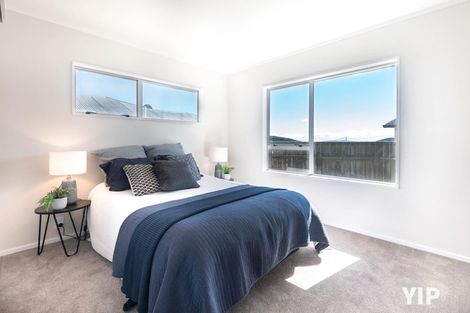 Photo of property in 12 Maraval Crescent, Grenada Village, Wellington, 6037