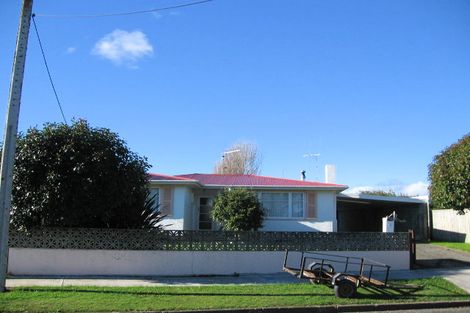 Photo of property in 16 Totara Street, Otaki, 5512