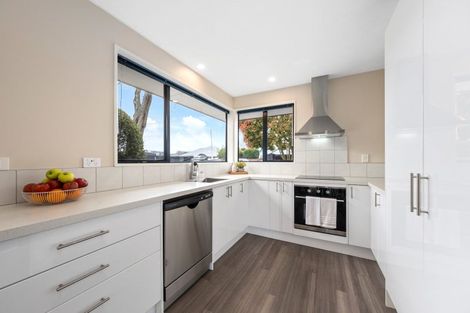 Photo of property in 4 Kennedys Bush Road, Halswell, Christchurch, 8025