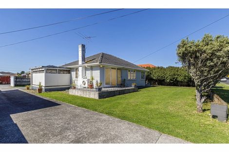 Photo of property in 1/11 Mangarata Avenue, Papatoetoe, Auckland, 2025