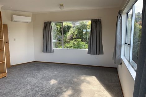 Photo of property in 17 Pioneer Crescent, Helensburgh, Dunedin, 9010