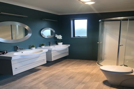 Photo of property in 2 Vista Terrace, Hillcrest, Hamilton, 3216