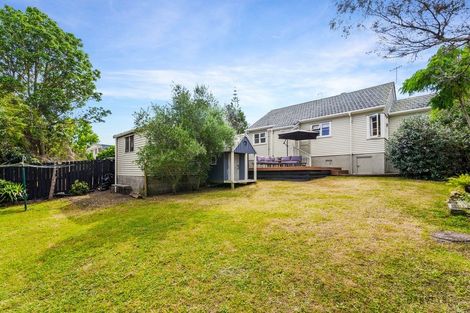 Photo of property in 76 Titirangi Road, New Lynn, Auckland, 0600