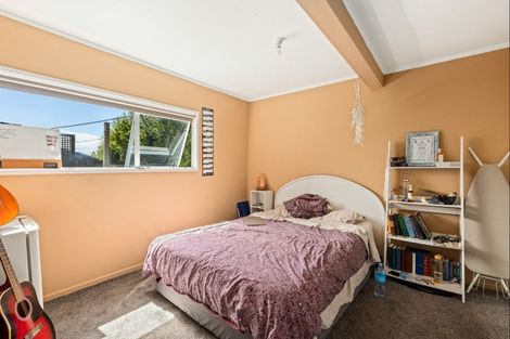 Photo of property in 1412 Whangaparaoa Road, Army Bay, Whangaparaoa, 0930