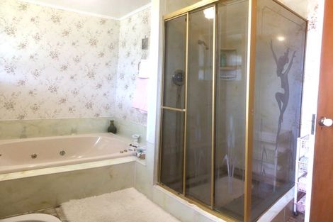 Photo of property in 16 Meta Street, Takapau, 4203