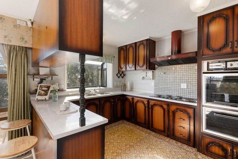 Photo of property in 2/27 Derrimore Heights, Clover Park, Auckland, 2019