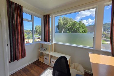 Photo of property in 4 Poole Street, Taita, Lower Hutt, 5011