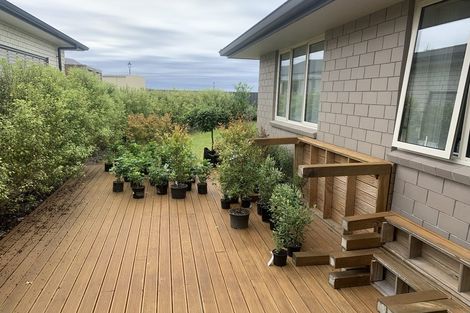 Photo of property in Waterview Estate, 87/4 Greystone Place, Omokoroa, 3114