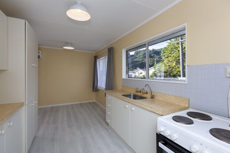 Photo of property in 5 Ruahine Street, Paraparaumu, 5032