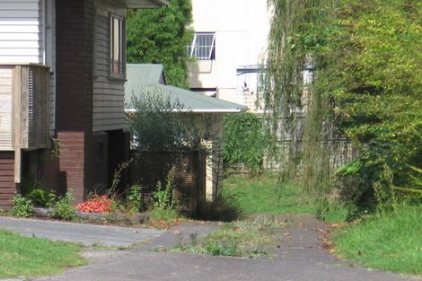 Photo of property in 1/42 Kelman Road, Kelston, Auckland, 0602