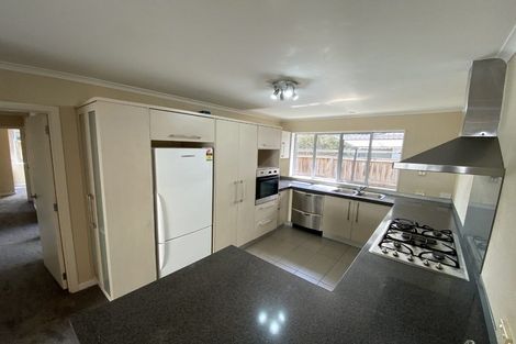 Photo of property in 104 Stancombe Road, Flat Bush, Auckland, 2016